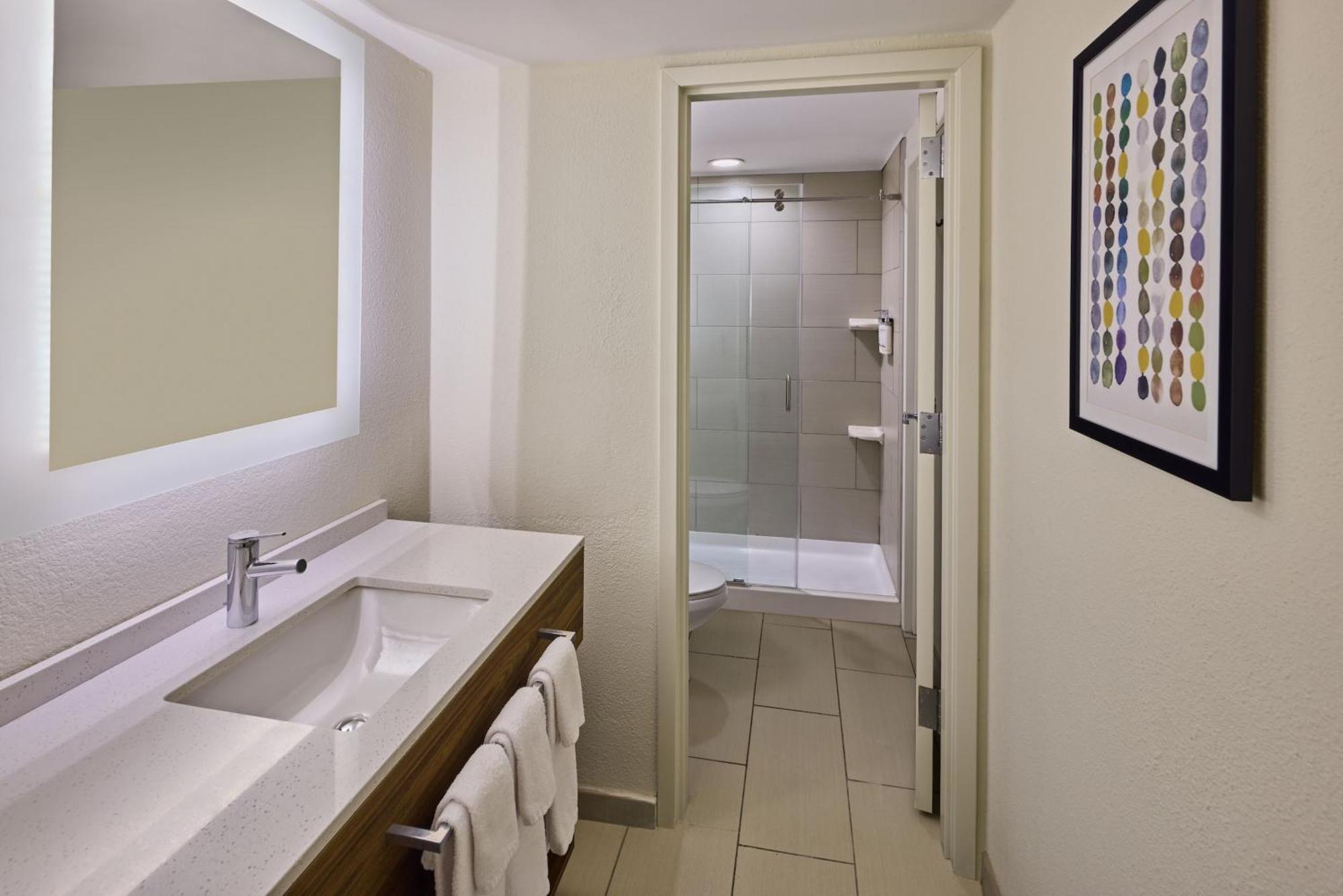 Holiday Inn Express & Suites Charleston Dwtn -Westedge By Ihg Exteriér fotografie